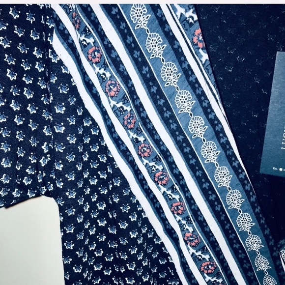 Lucky Brand Front Tie Shirt Small - Picture 5 of 6